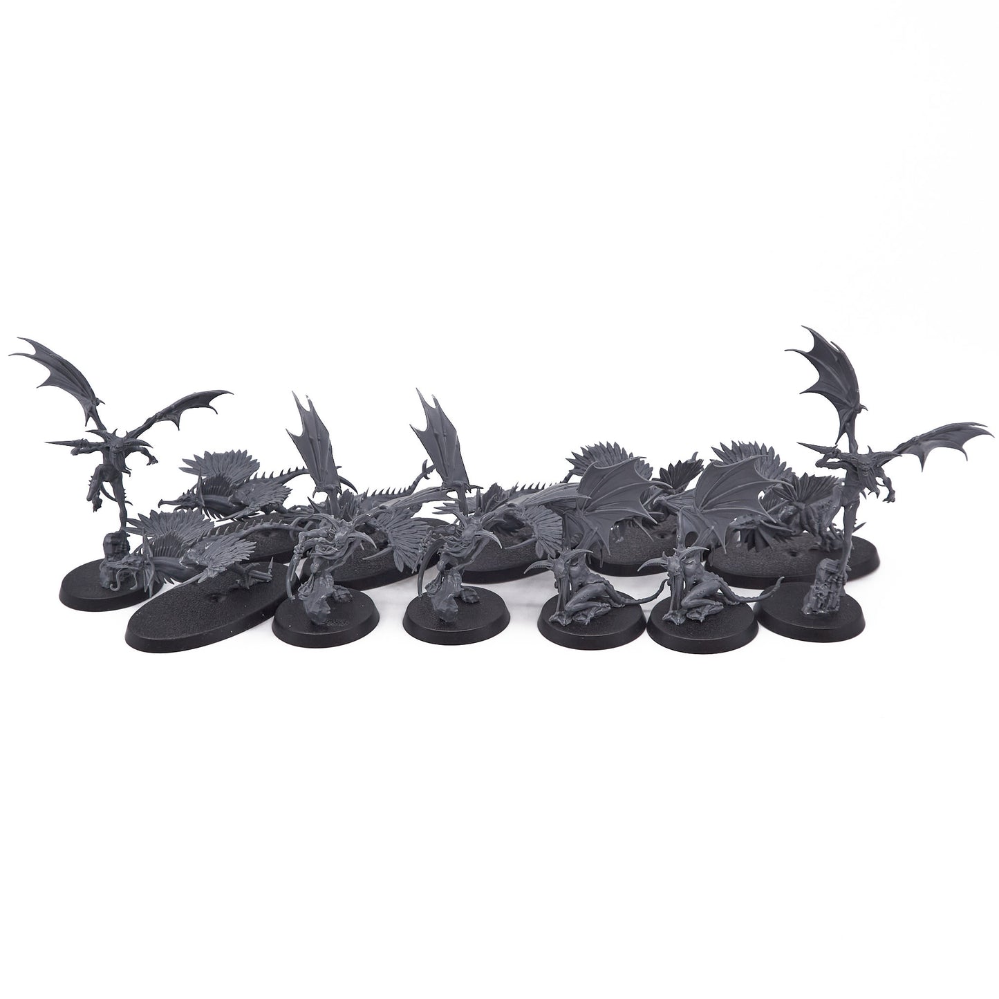 Slaves to Darkness - Chaotic Beasts (16975) - Used