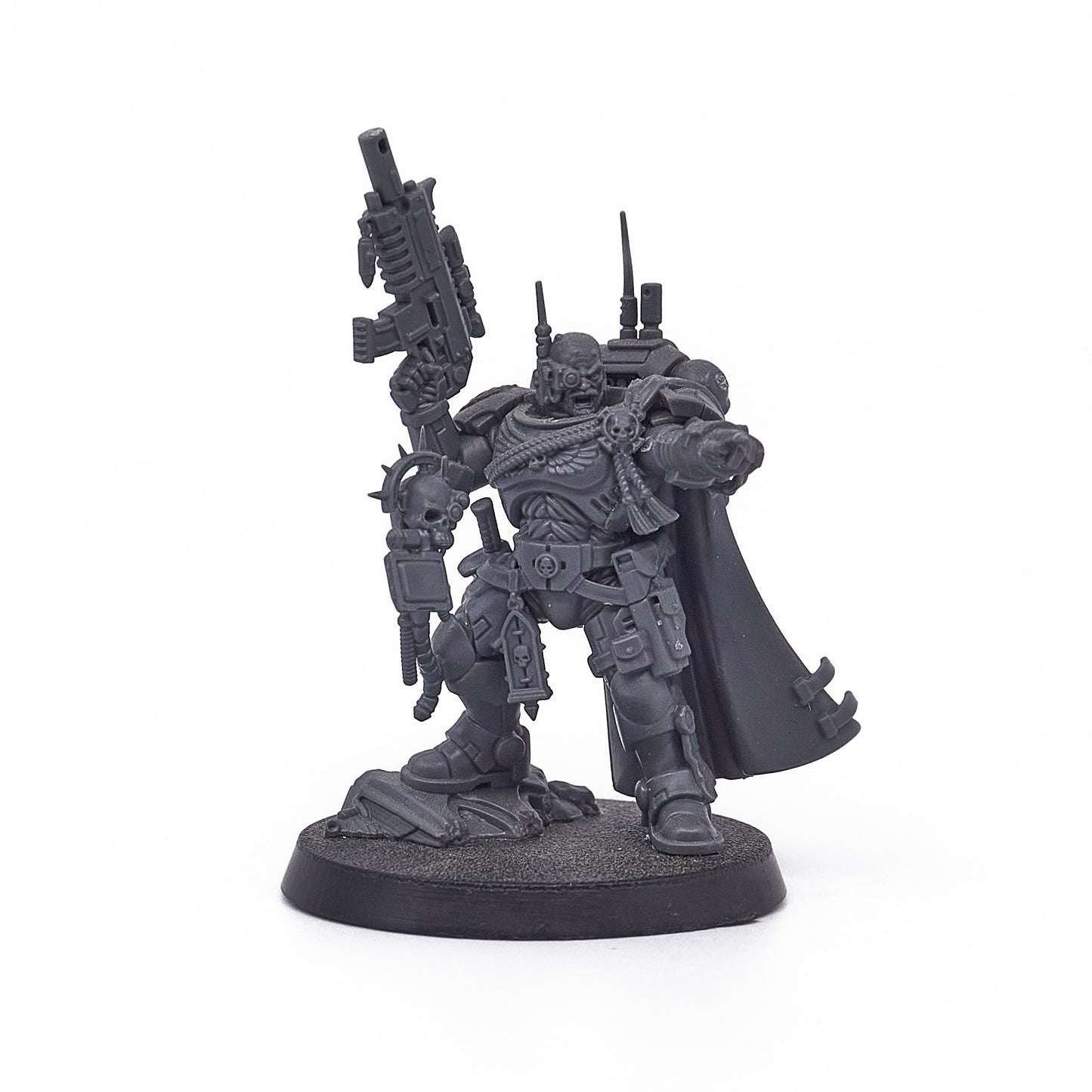 Space Marines - Captain in Phobos Armour (17644-V) - Used