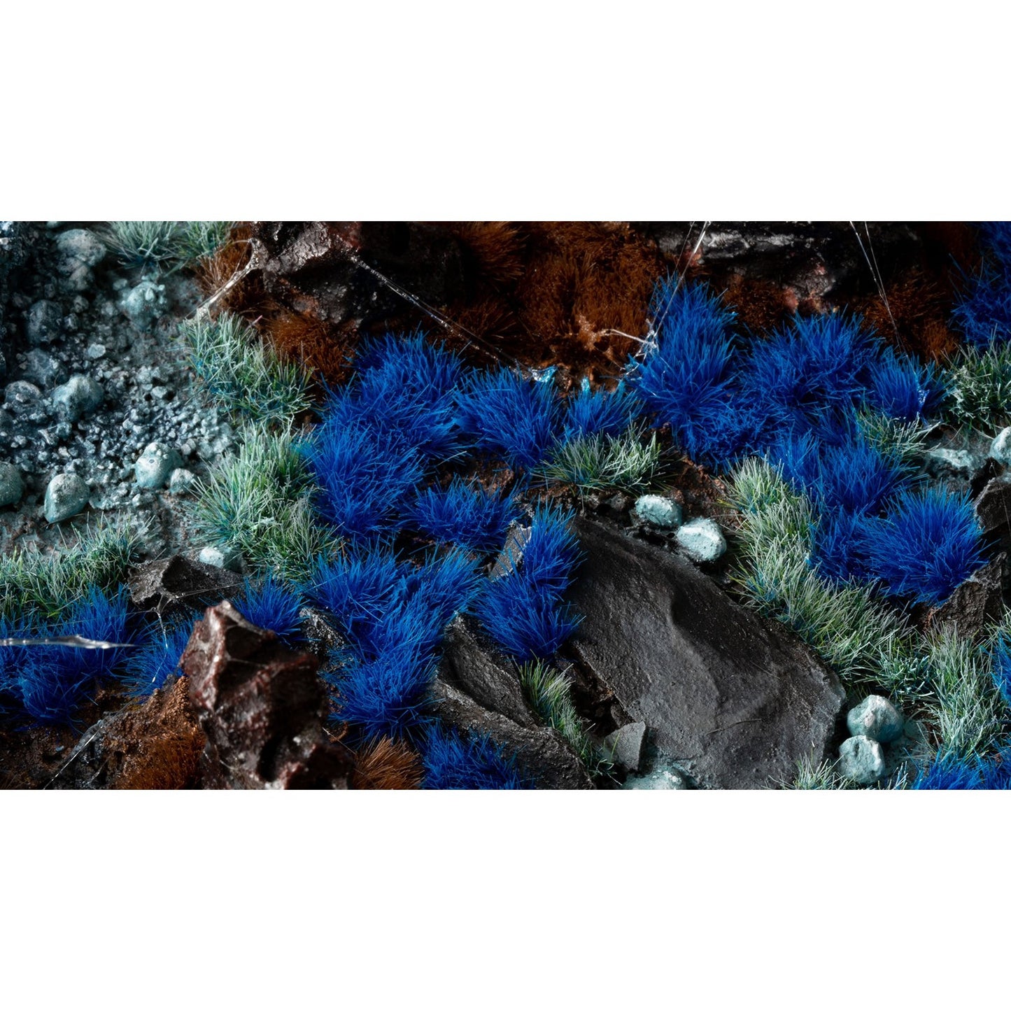 Gamers Grass Tuft - Alien Blue