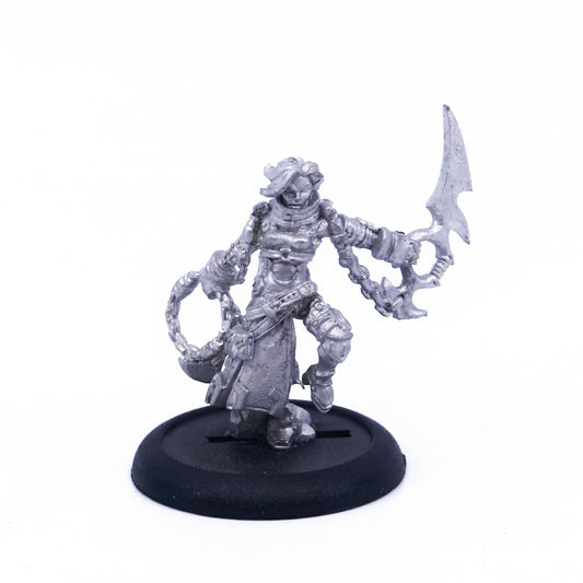 Retribution of Scyrah - Mage Hunter Assassin pip35016 (07819) - Used