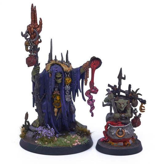 Orruk Warclans - Swampcalla Shaman with Pot-grot (09858) - Used