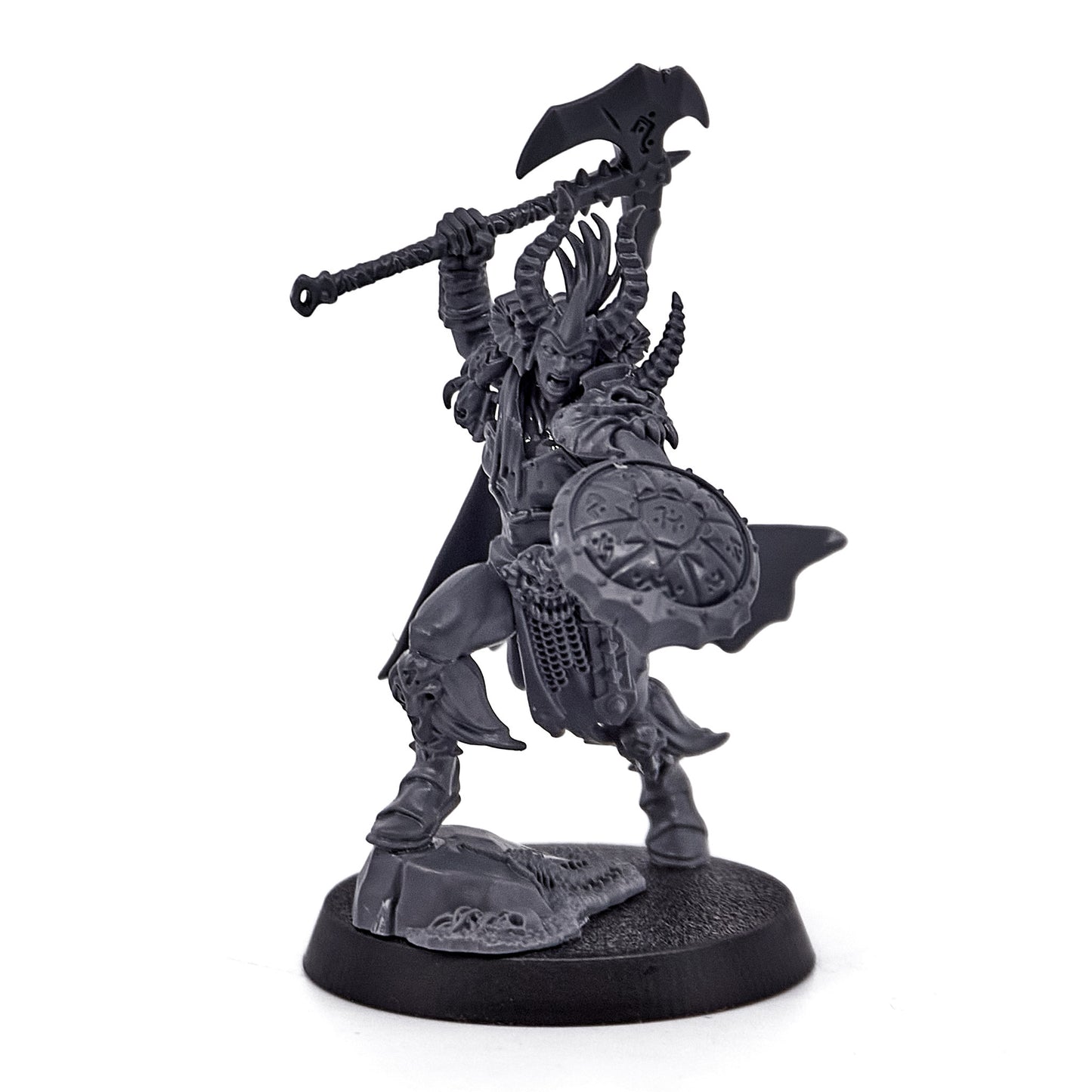 Slaves to Darkness - Darkoath Warqueen (12819-V) - Used