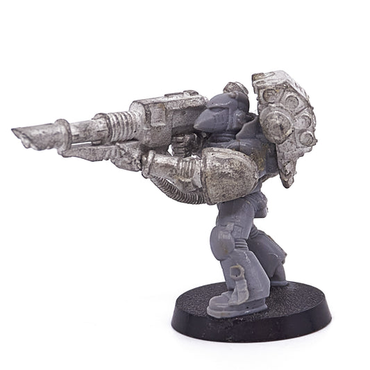 Space Marines - Devastator with Lascannon (12948) - Used