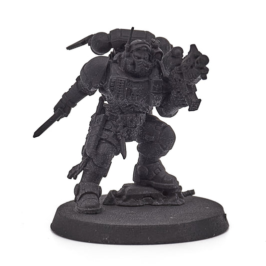 Space Marines - Lieutenant in Phobos Armour (13130-V) - Used