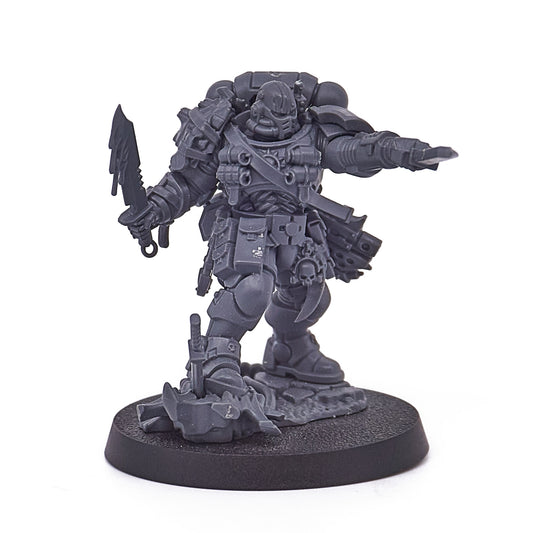 Space Marines - Lieutenant in Phobos Armour (14704-V) - Used
