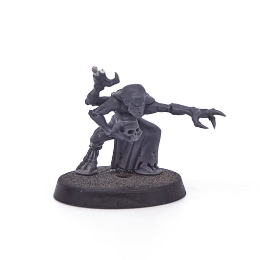 Genestealer Cults - Genestealer Familiar (14966) - Used