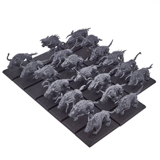 Warriors of Chaos - Chaos Warhounds (15906) - Used