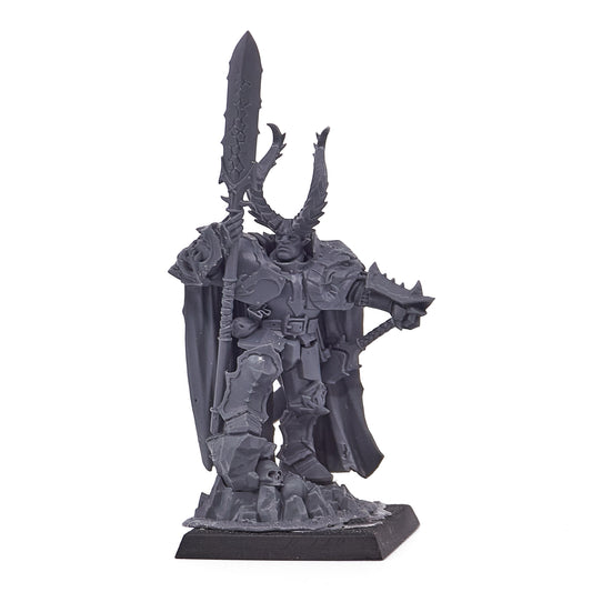 Warriors of Chaos - Champion of Chaos (15907) - Used