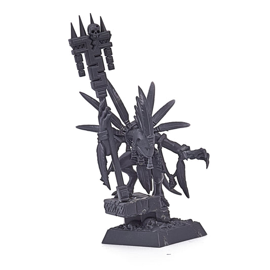 Lizardmen - Skink Starpriest (16080) - Used