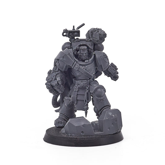 Imperial Fists - Tor Garadon (17444-V) - Used