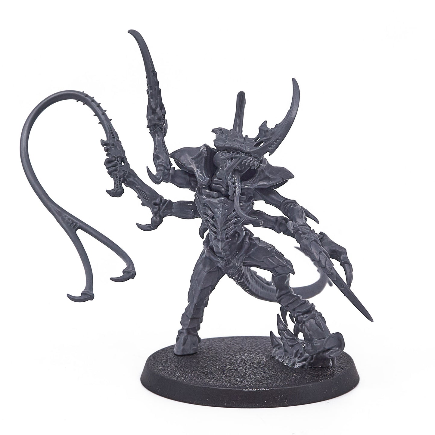 Tyranids - Tyranid Prime with Lash Whip (18039-V) - Used