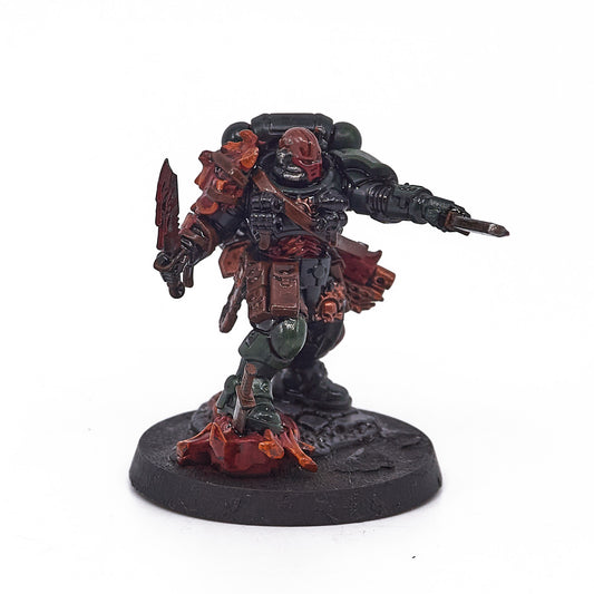 Space Marines - Lieutenant in Phobos Armour (18358-V) - Used