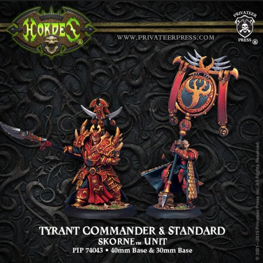 Tyrant Commander Standard Bearer - pip74043