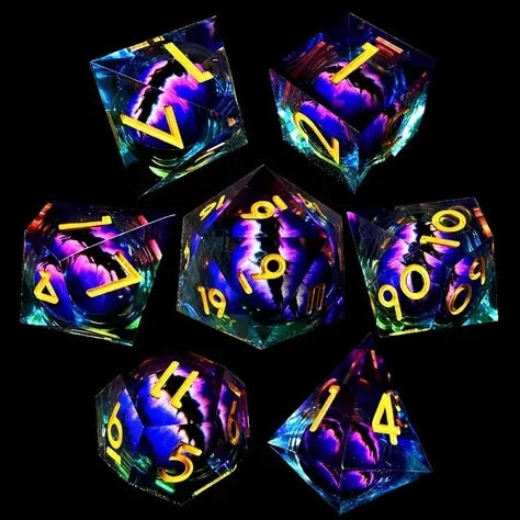 Liquid Core Dragon Eye Blue / Purple Eye / Yellow