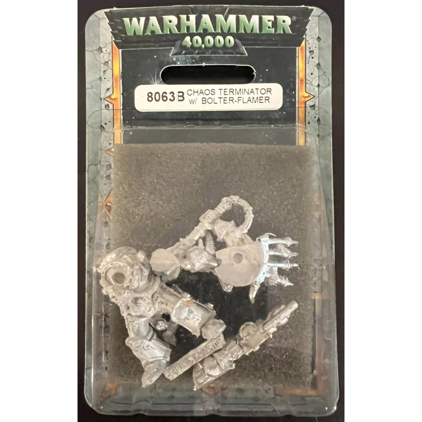 Chaos Space Marines - Chaos Terminator with Bolter-Flamer (8063B-M)